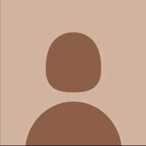 Meet your Posher, Daniela